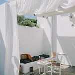 Aegean Nest بيت للعطل *