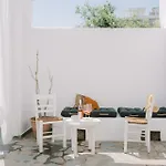 Aegean Nest بيت للعطل