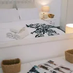 Aegean Nest بيت للعطل *